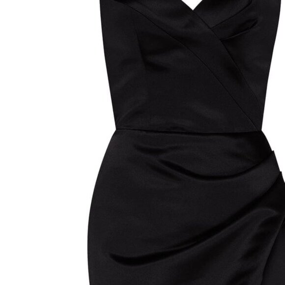 Elegant Black Strapless Maxi Dress - Picture 5 of 9
